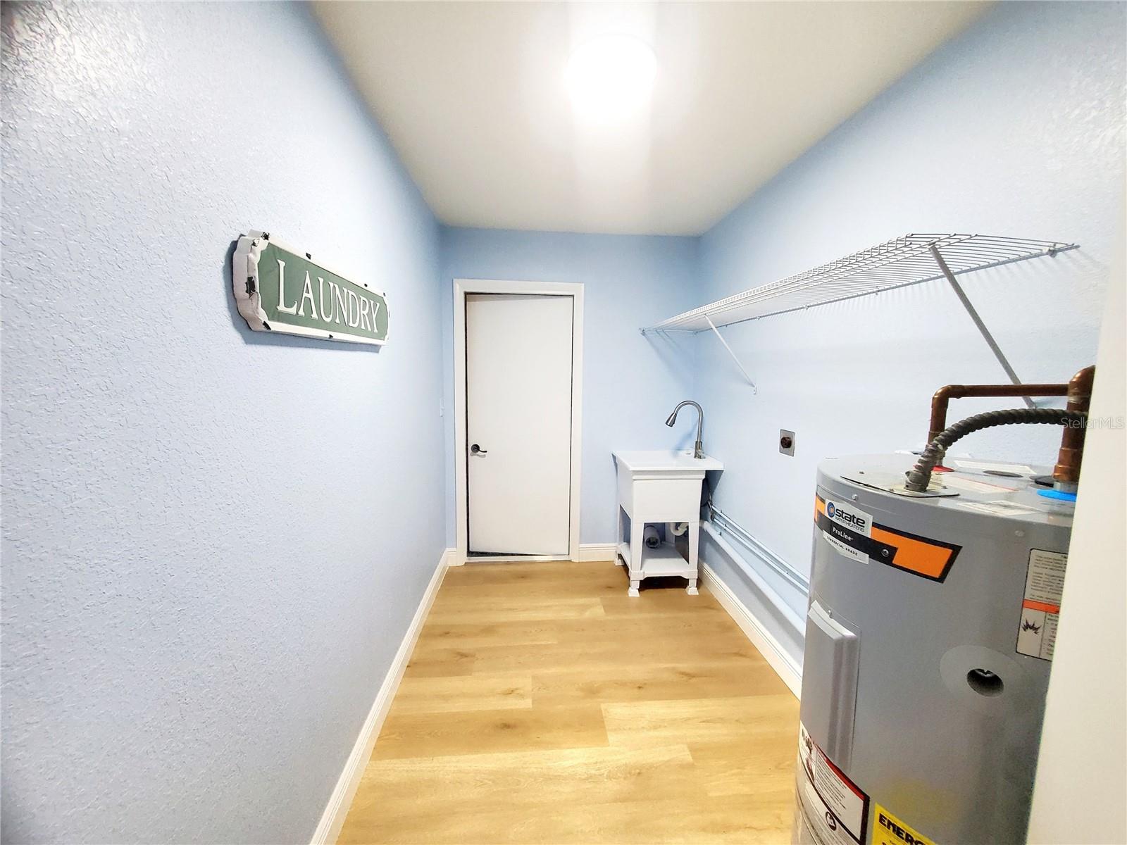 835 ANCHORAGE LN, PALM HARBOR, FL, 34685