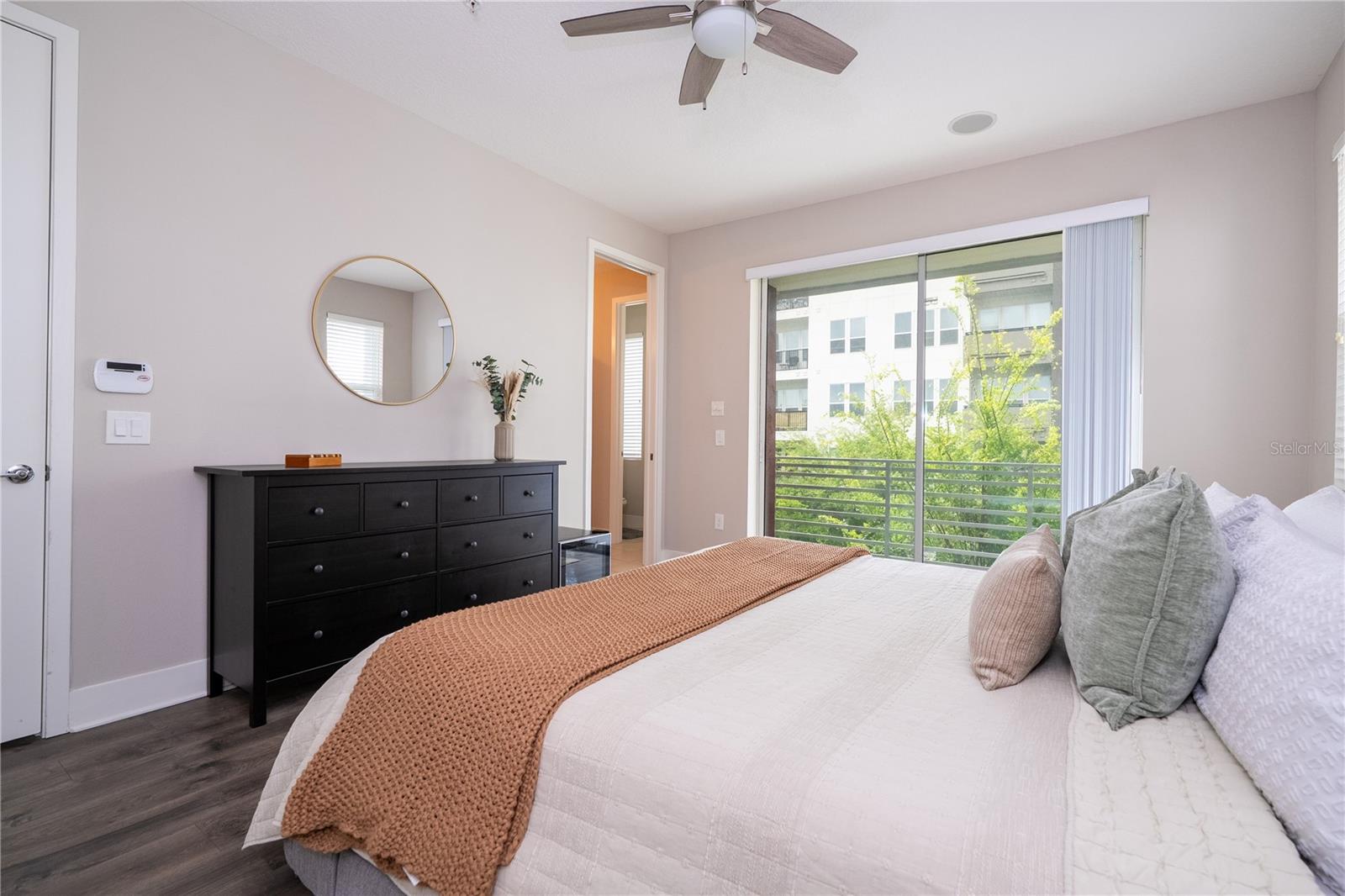 73 W GRANT ST, ORLANDO, FL, 32806