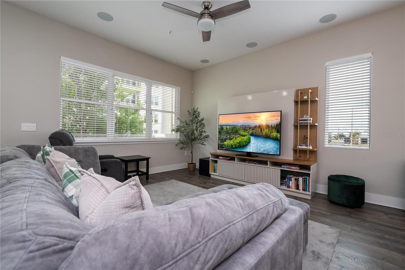 73 W GRANT ST, ORLANDO, FL, 32806