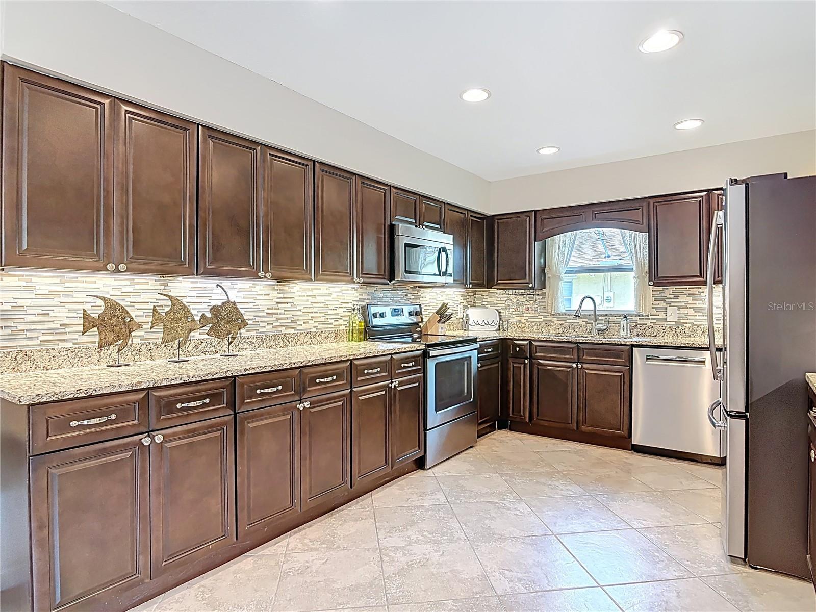 1712 NEEDLE PALM DR, EDGEWATER, FL, 32132