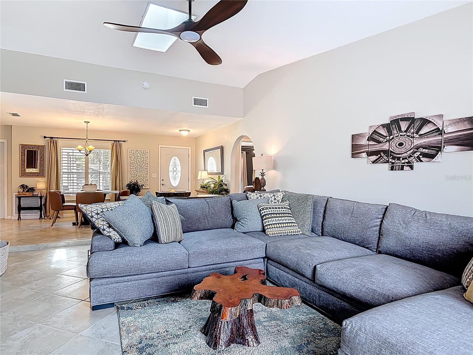 1712 NEEDLE PALM DR, EDGEWATER, FL, 32132
