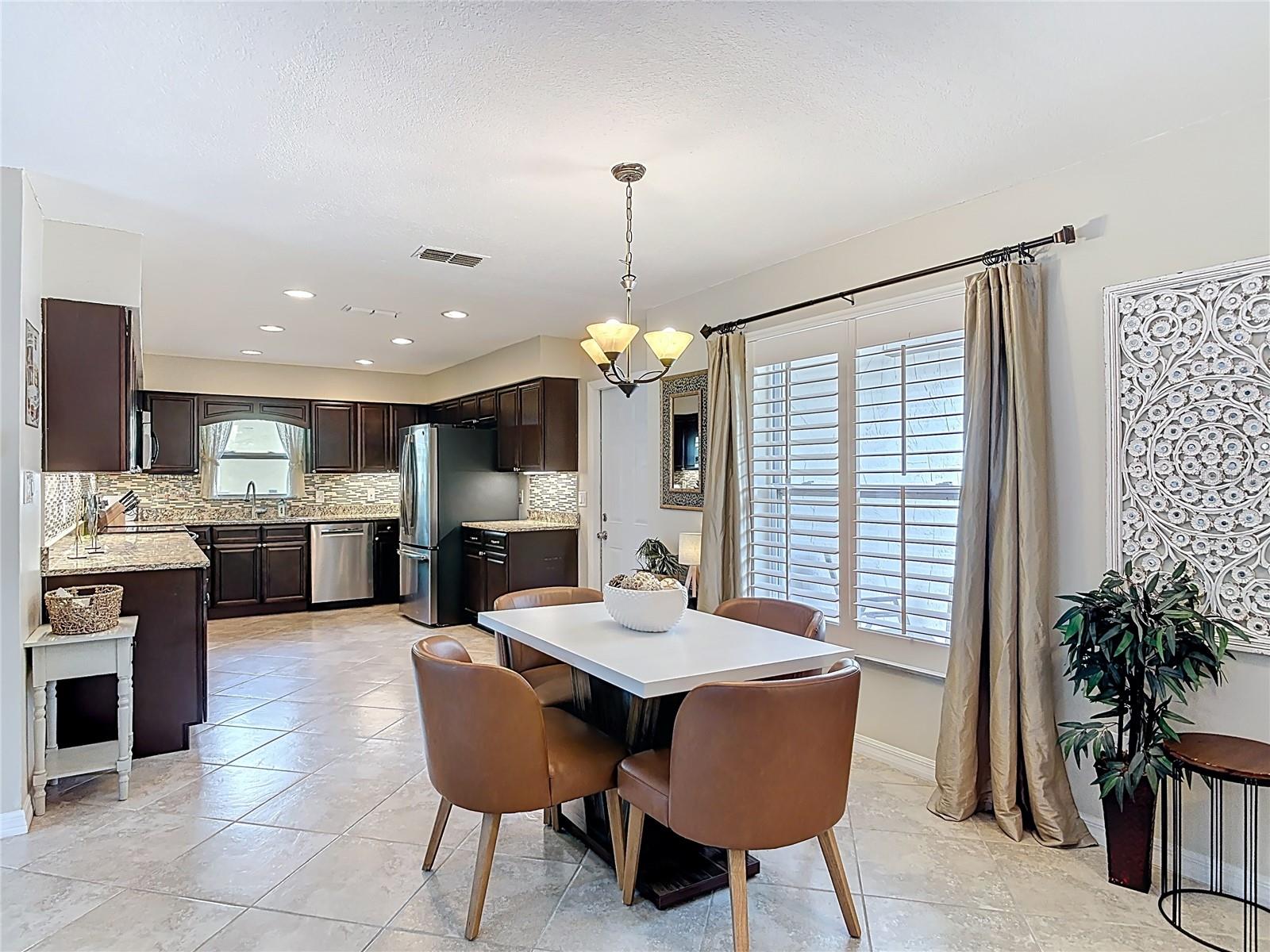 1712 NEEDLE PALM DR, EDGEWATER, FL, 32132
