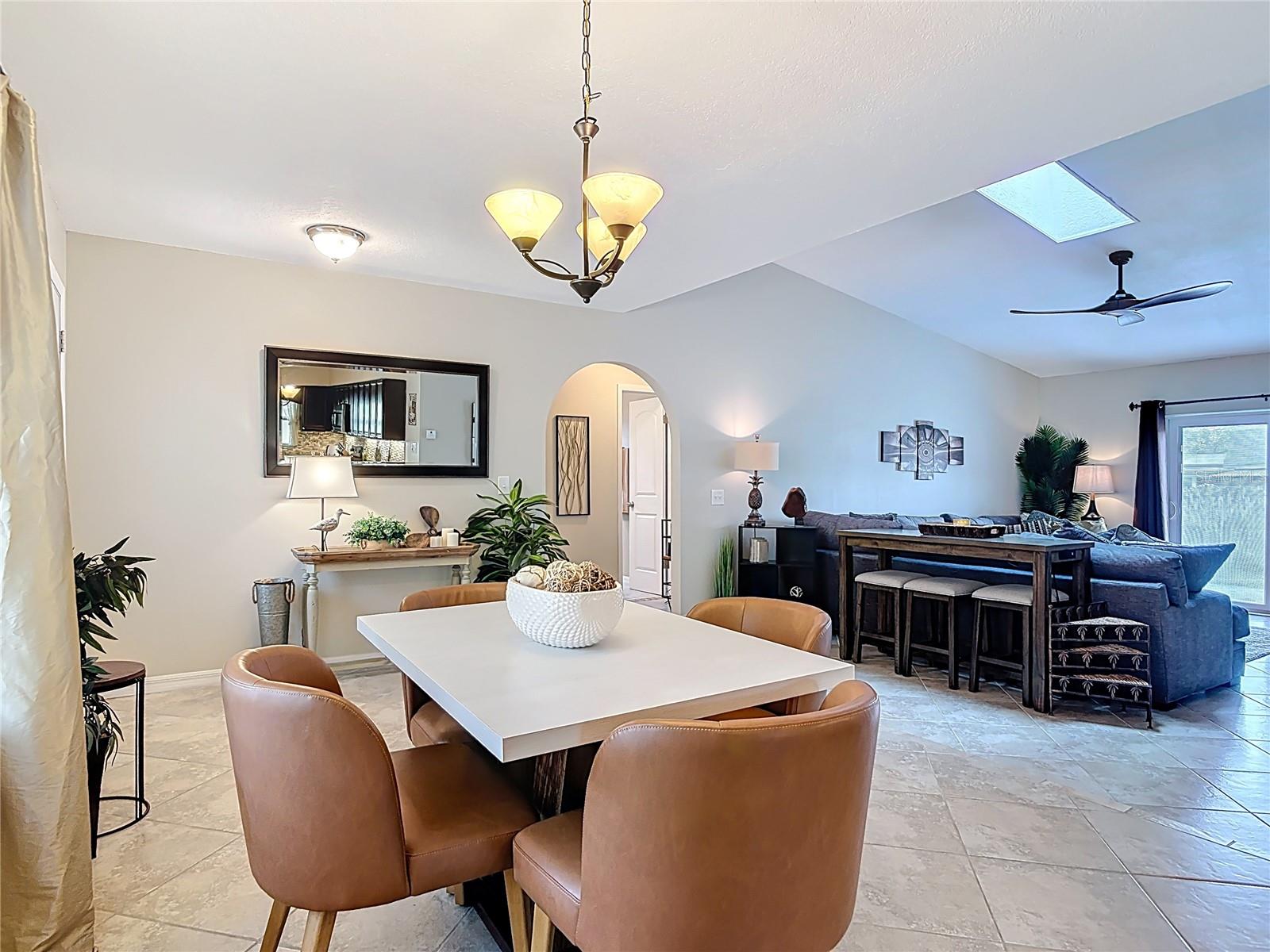 1712 NEEDLE PALM DR, EDGEWATER, FL, 32132