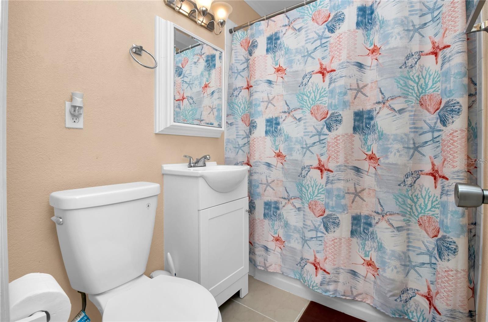 815 CONREID DR NE, PORT CHARLOTTE, FL, 33952