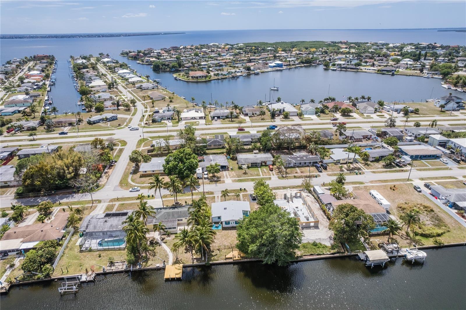815 CONREID DR NE, PORT CHARLOTTE, FL, 33952