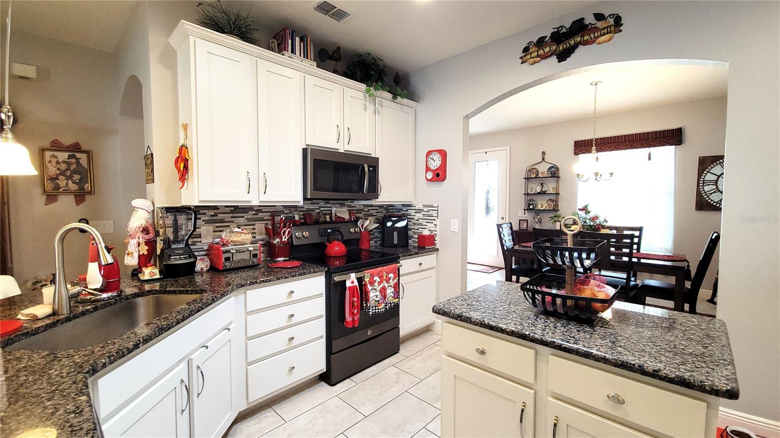 600 SUGAR RIDGE DR, DELAND, FL, 32720