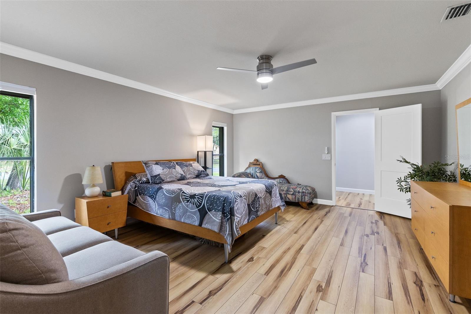 100 MILINDA LN, OVIEDO, FL, 32765
