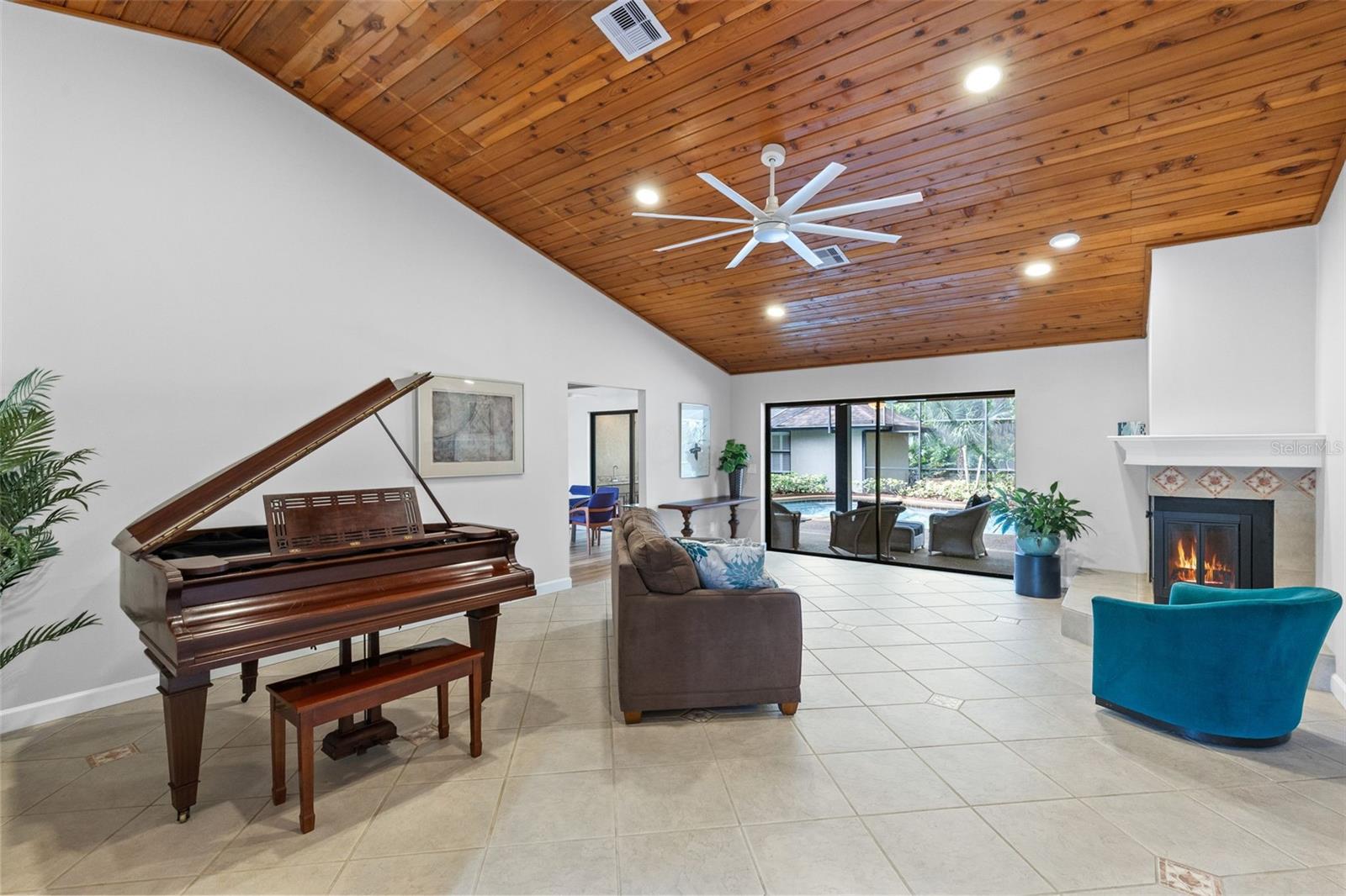 100 MILINDA LN, OVIEDO, FL, 32765