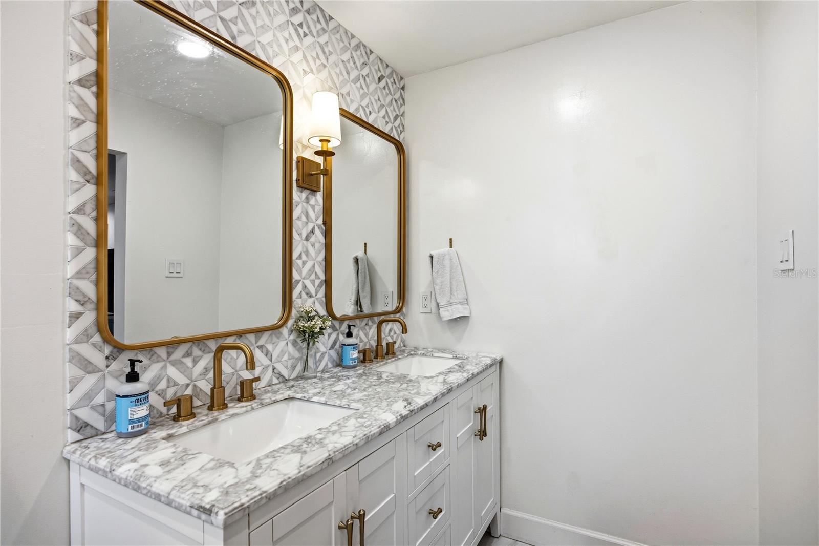 4005 NW 9TH CT, GAINESVILLE, FL, 32605