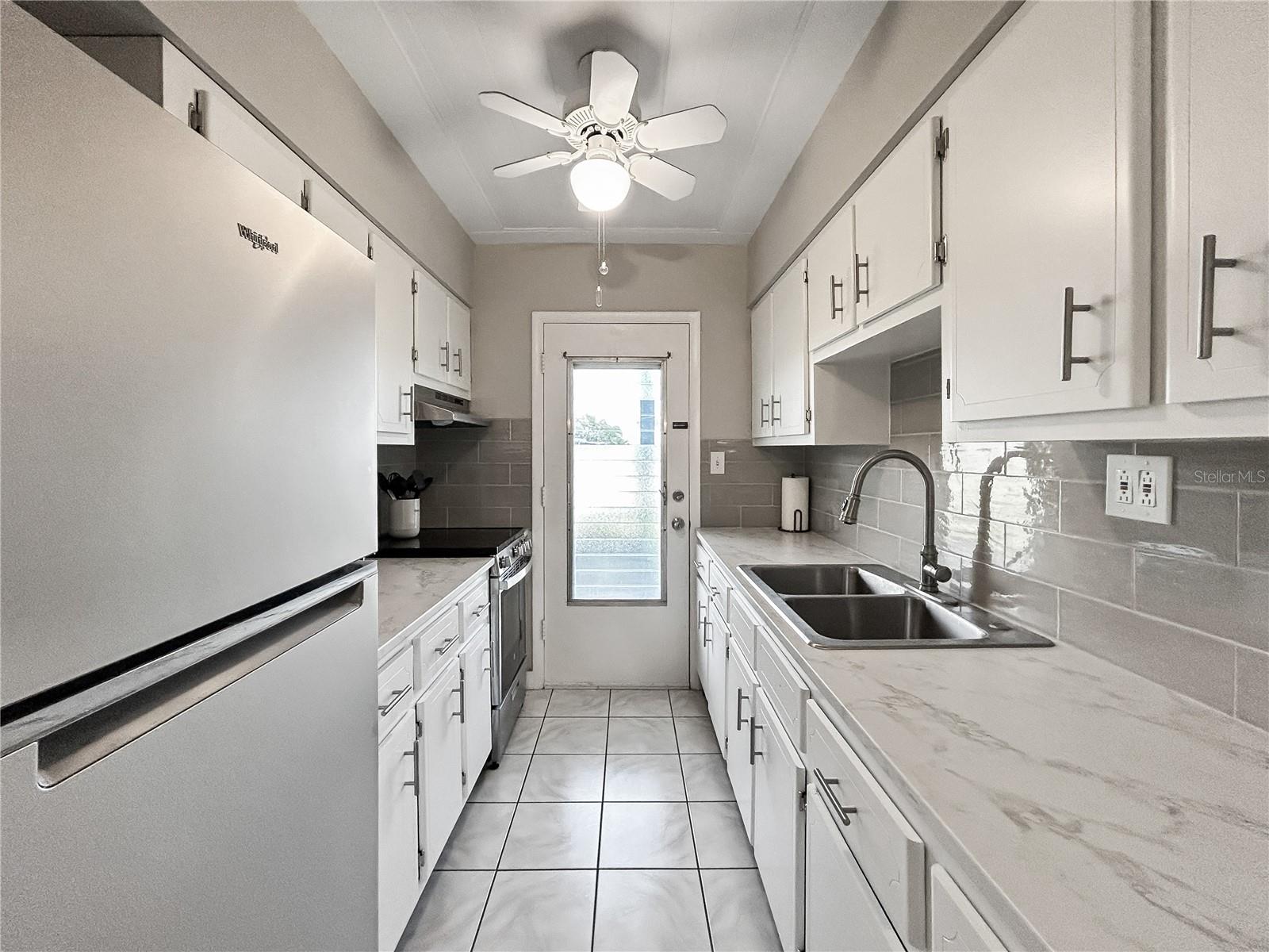 1600 W LAKE PARKER DR #C4, LAKELAND, FL, 33805
