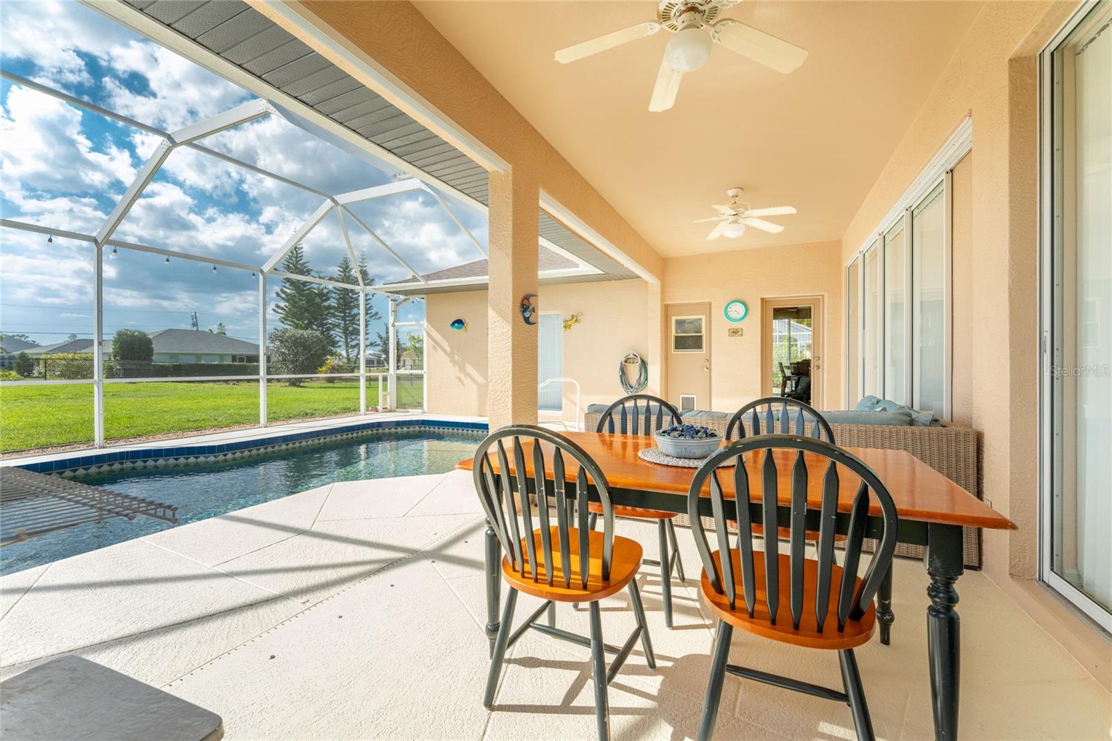 251 ROTONDA BLVD N, ROTONDA WEST, FL, 33947