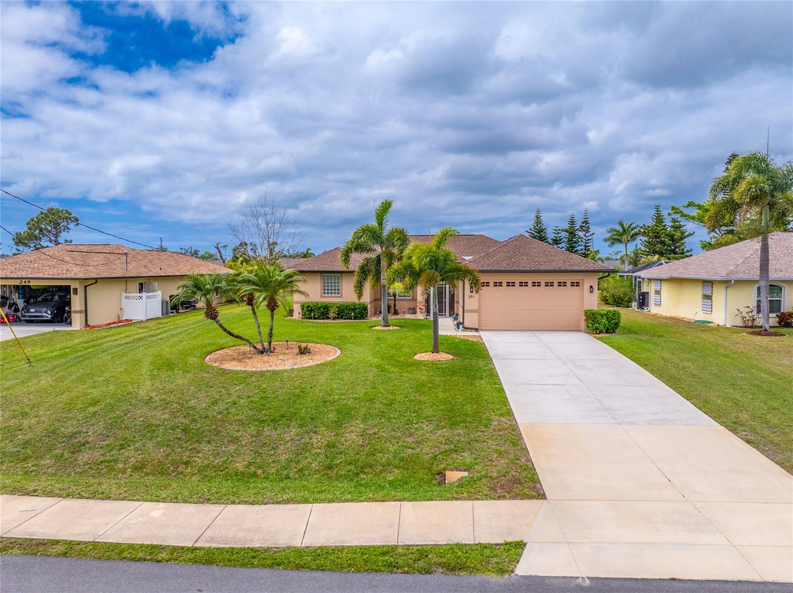 251 ROTONDA BLVD N, ROTONDA WEST, FL, 33947