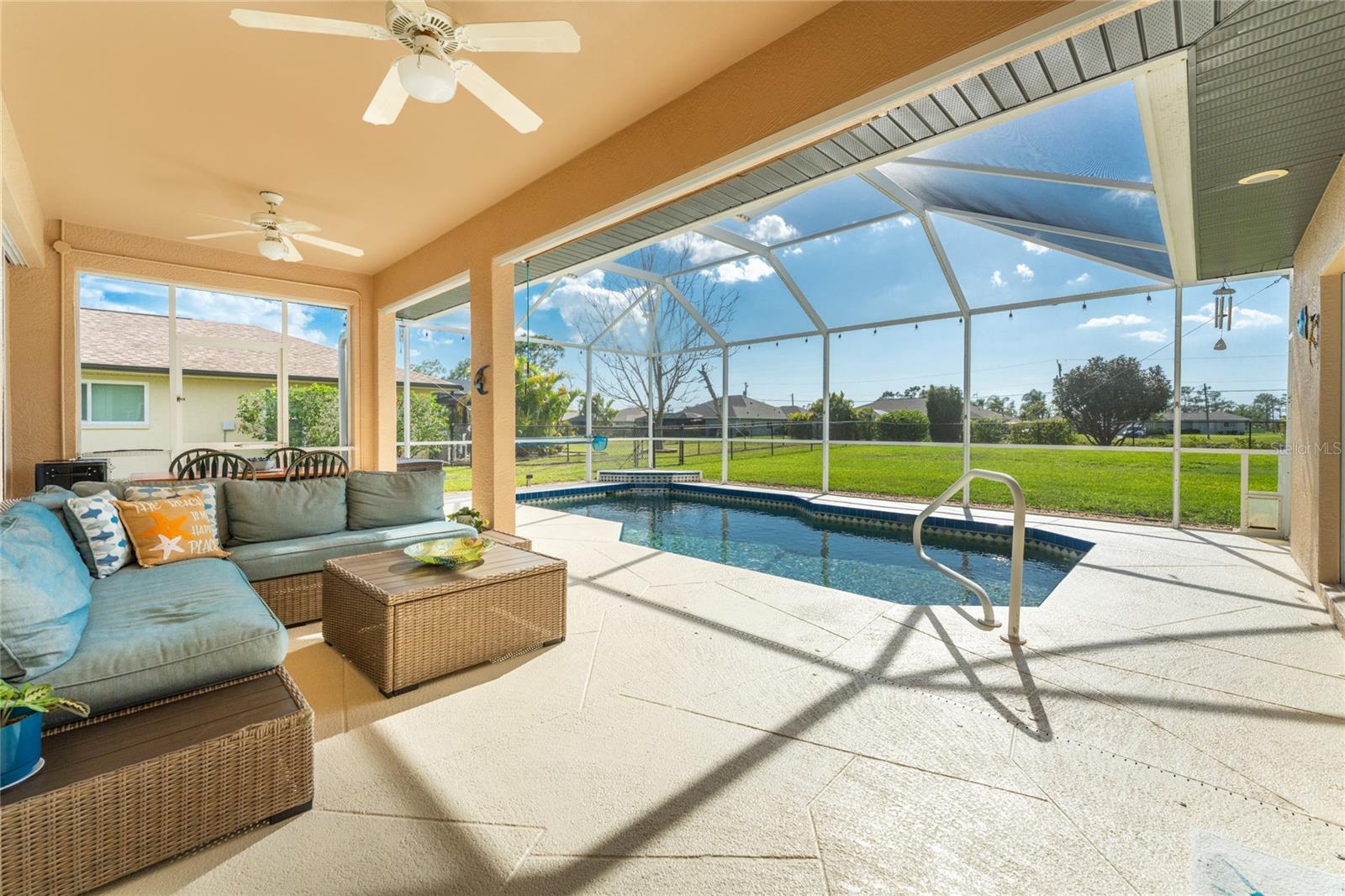 251 ROTONDA BLVD N, ROTONDA WEST, FL, 33947