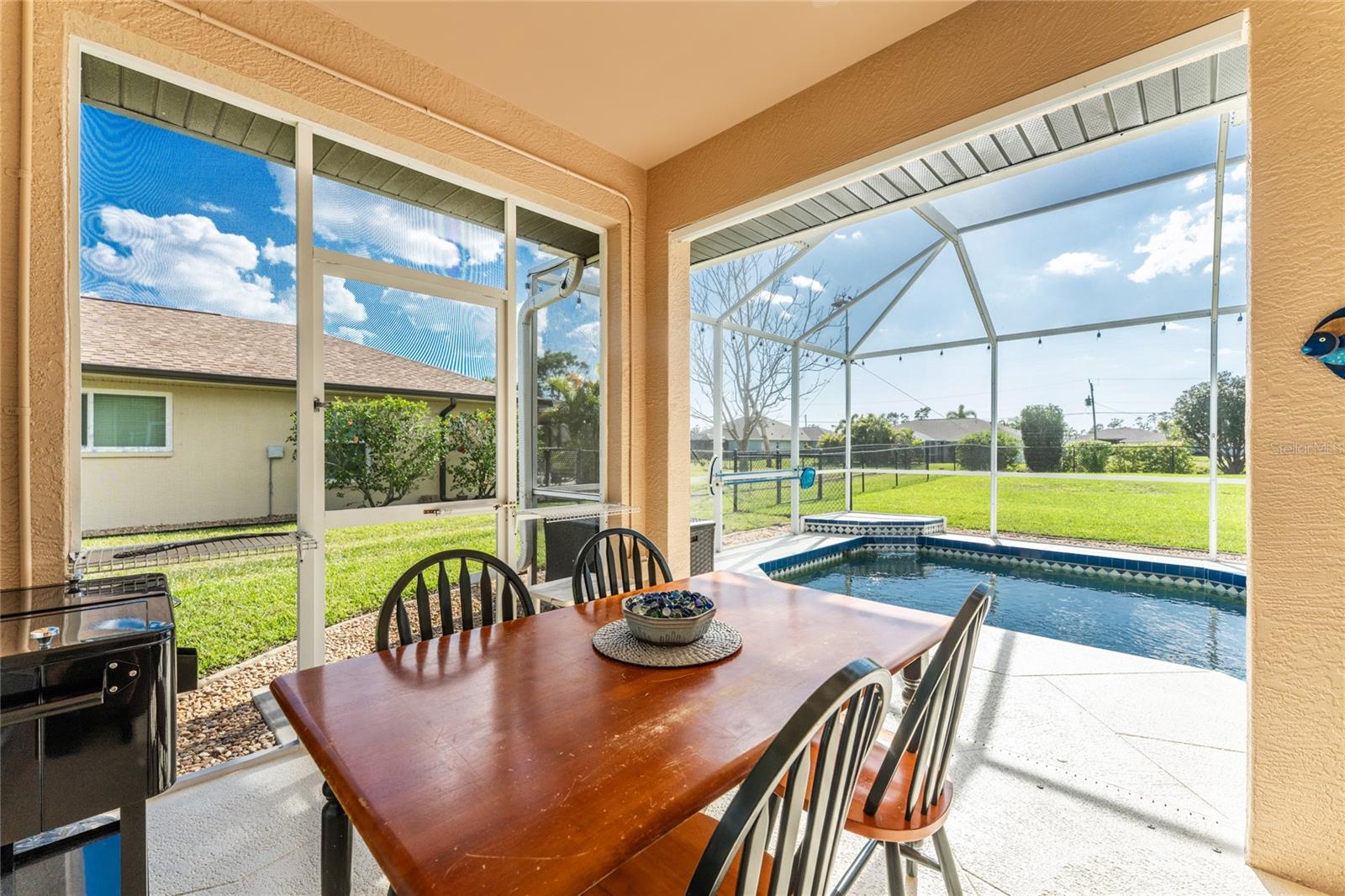 251 ROTONDA BLVD N, ROTONDA WEST, FL, 33947