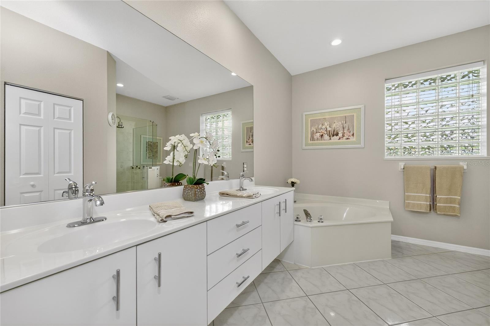 251 ROTONDA BLVD N, ROTONDA WEST, FL, 33947