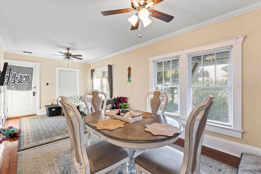 205 E VOORHIS AVE, DELAND, FL, 32724