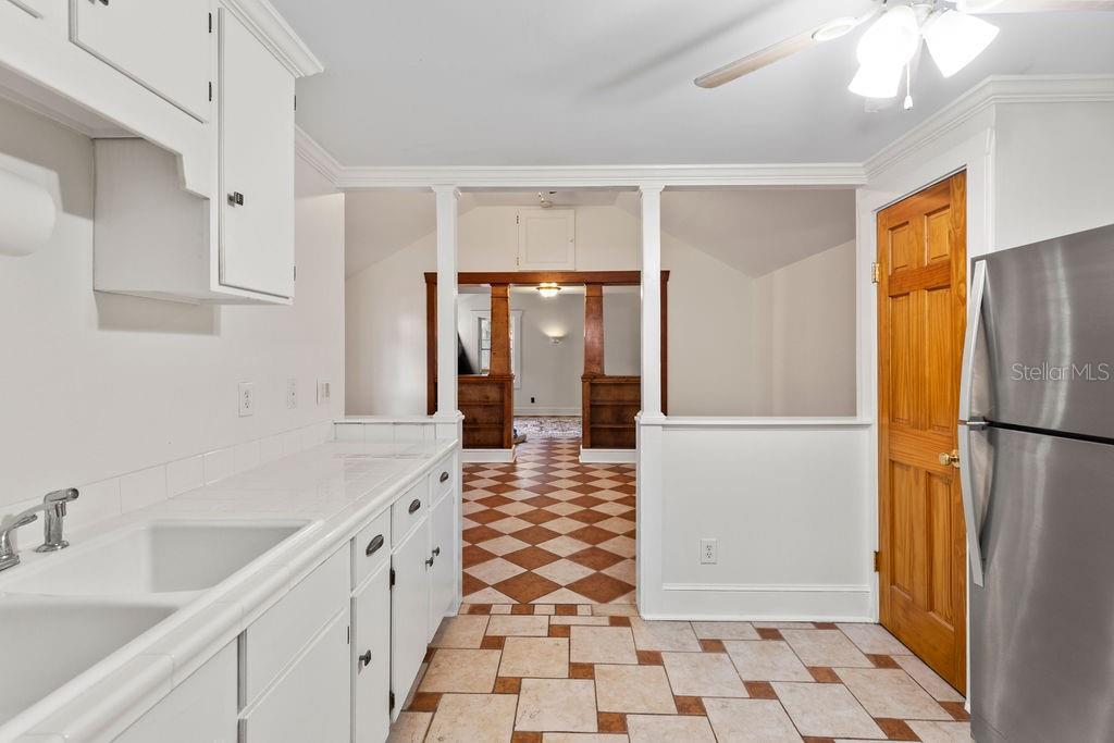 205 E VOORHIS AVE, DELAND, FL, 32724
