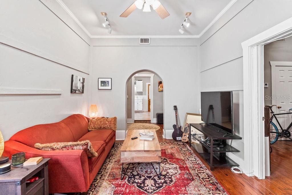 205 E VOORHIS AVE, DELAND, FL, 32724
