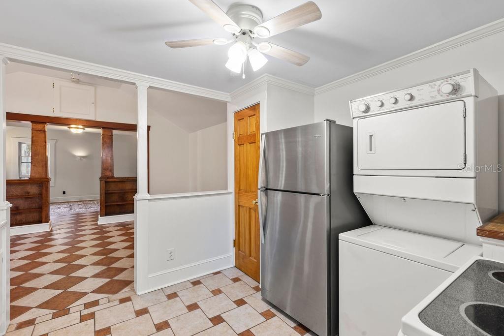 205 E VOORHIS AVE, DELAND, FL, 32724
