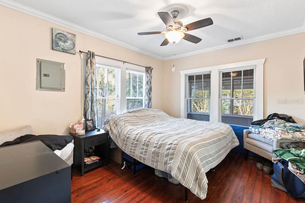 205 E VOORHIS AVE, DELAND, FL, 32724