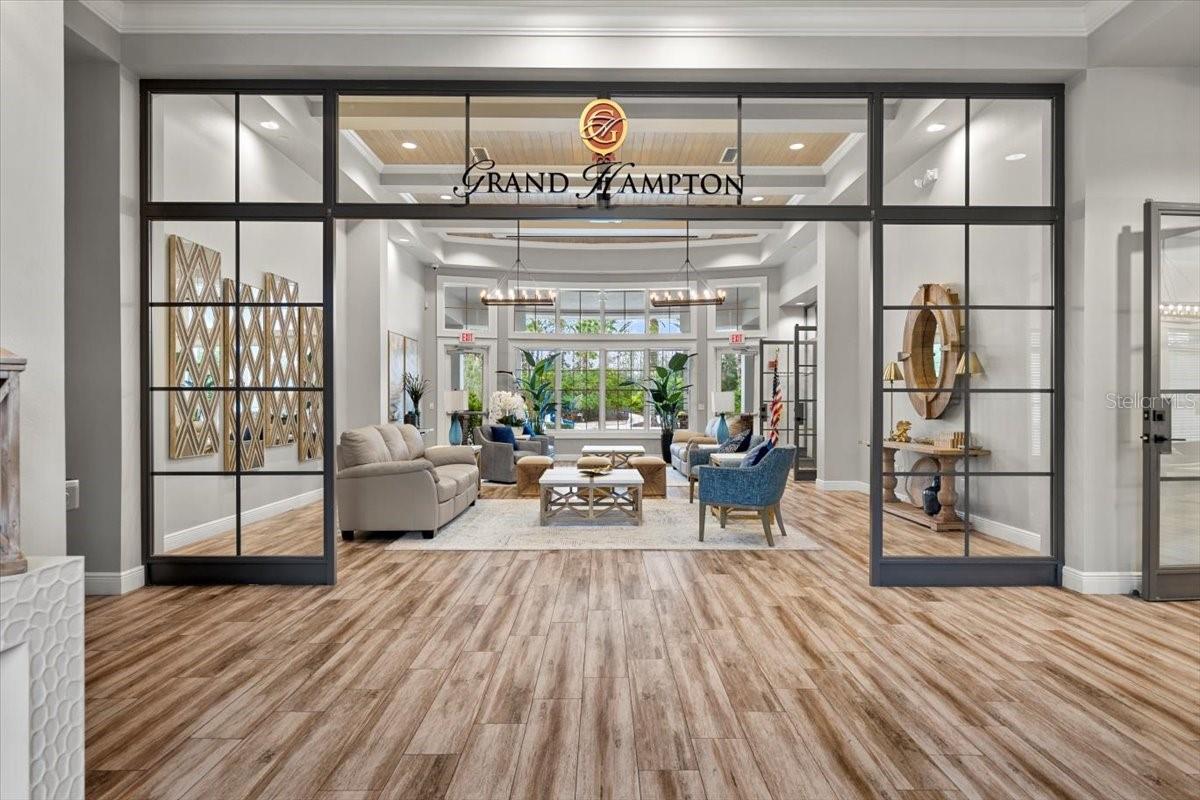 8123 CAMELLA LN, TAMPA, FL, 33647