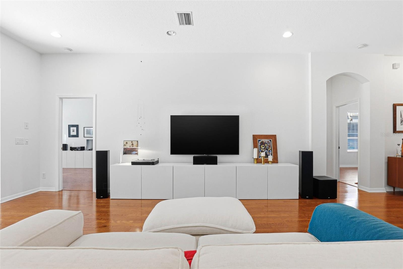 8123 CAMELLA LN, TAMPA, FL, 33647