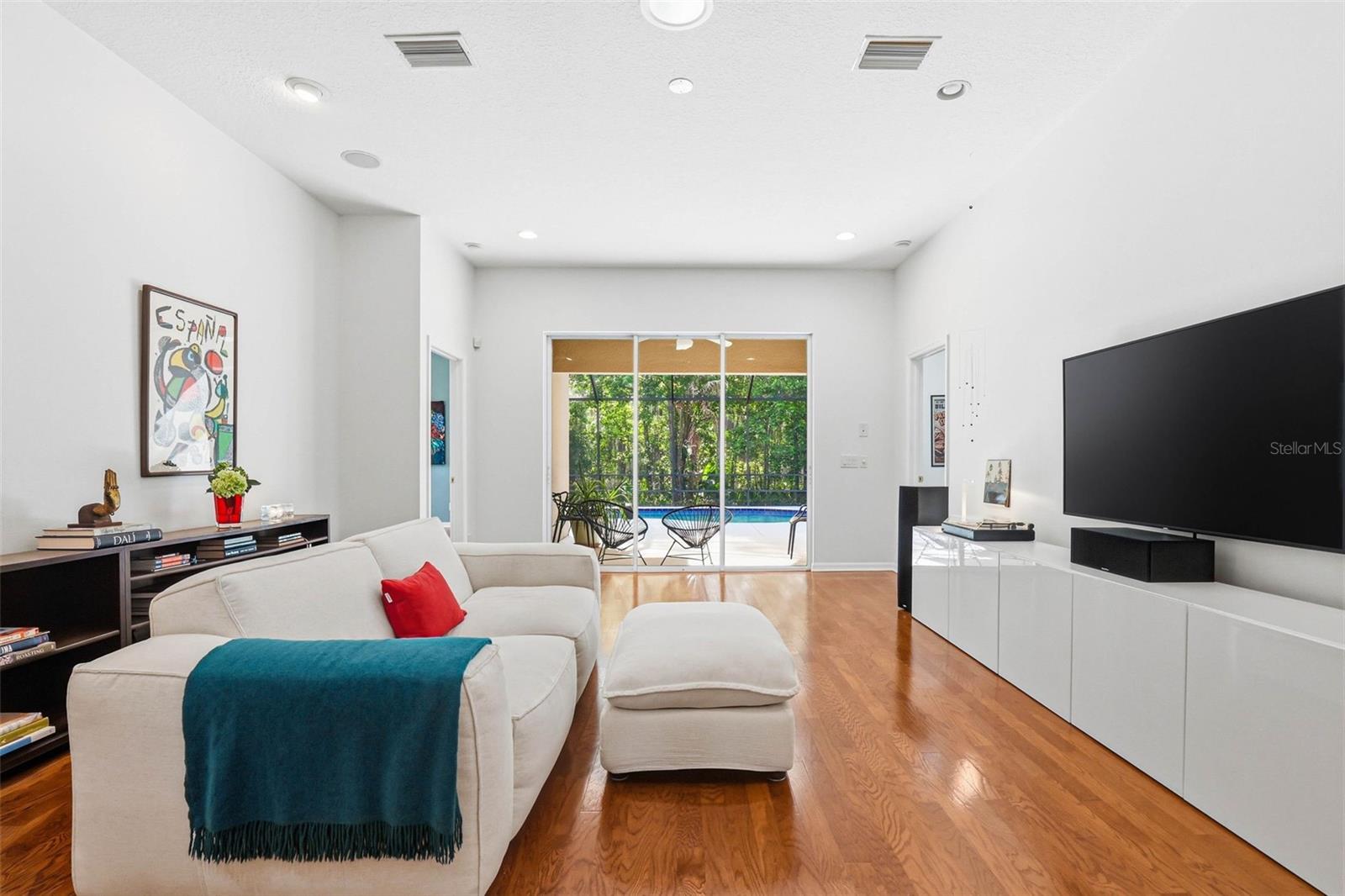 8123 CAMELLA LN, TAMPA, FL, 33647