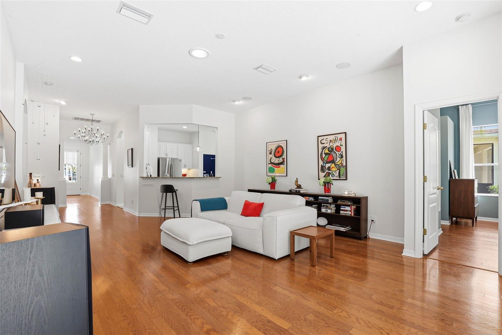 8123 CAMELLA LN, TAMPA, FL, 33647