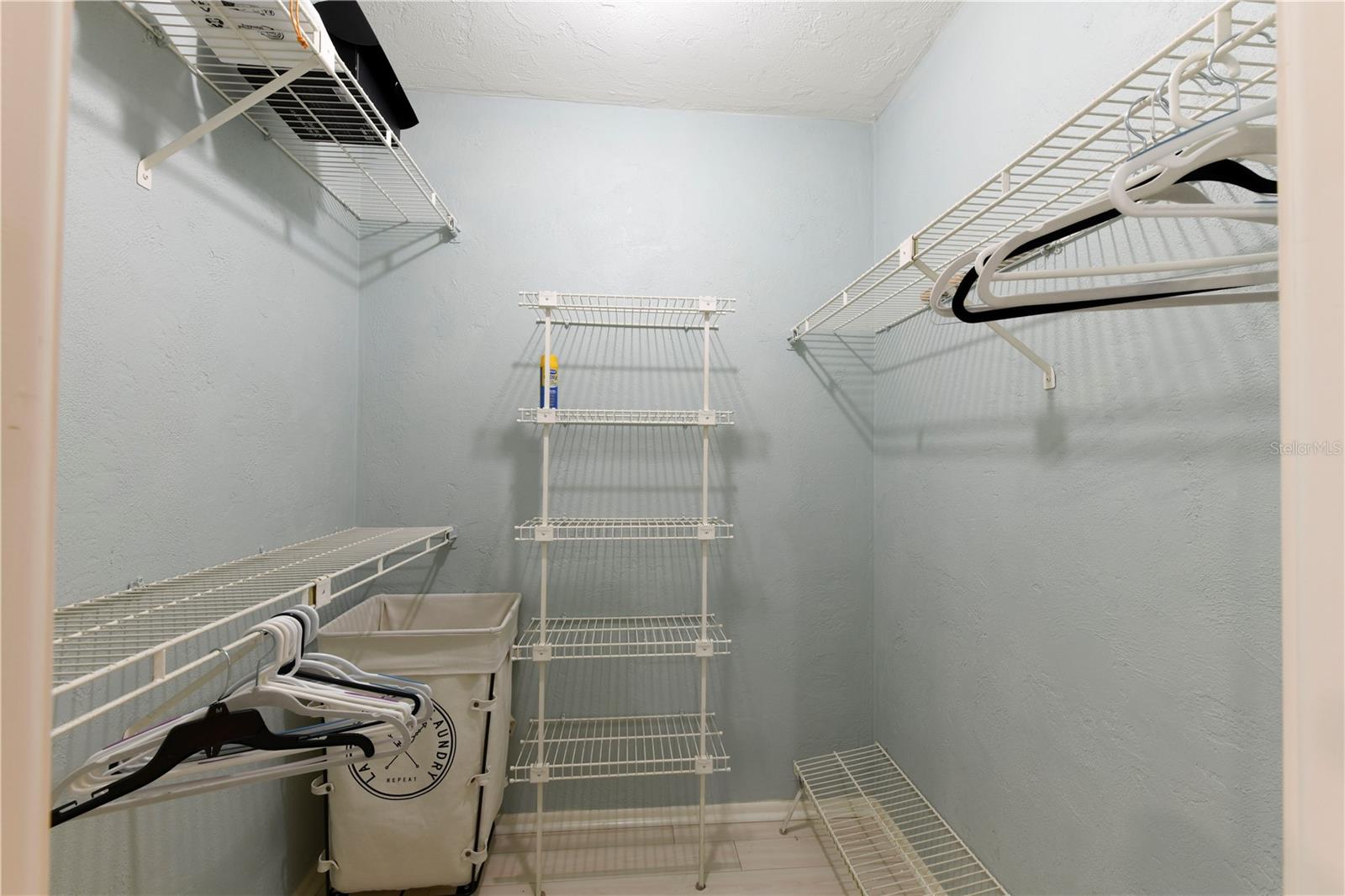 1800 LIESL DR E, VENICE, FL, 34293