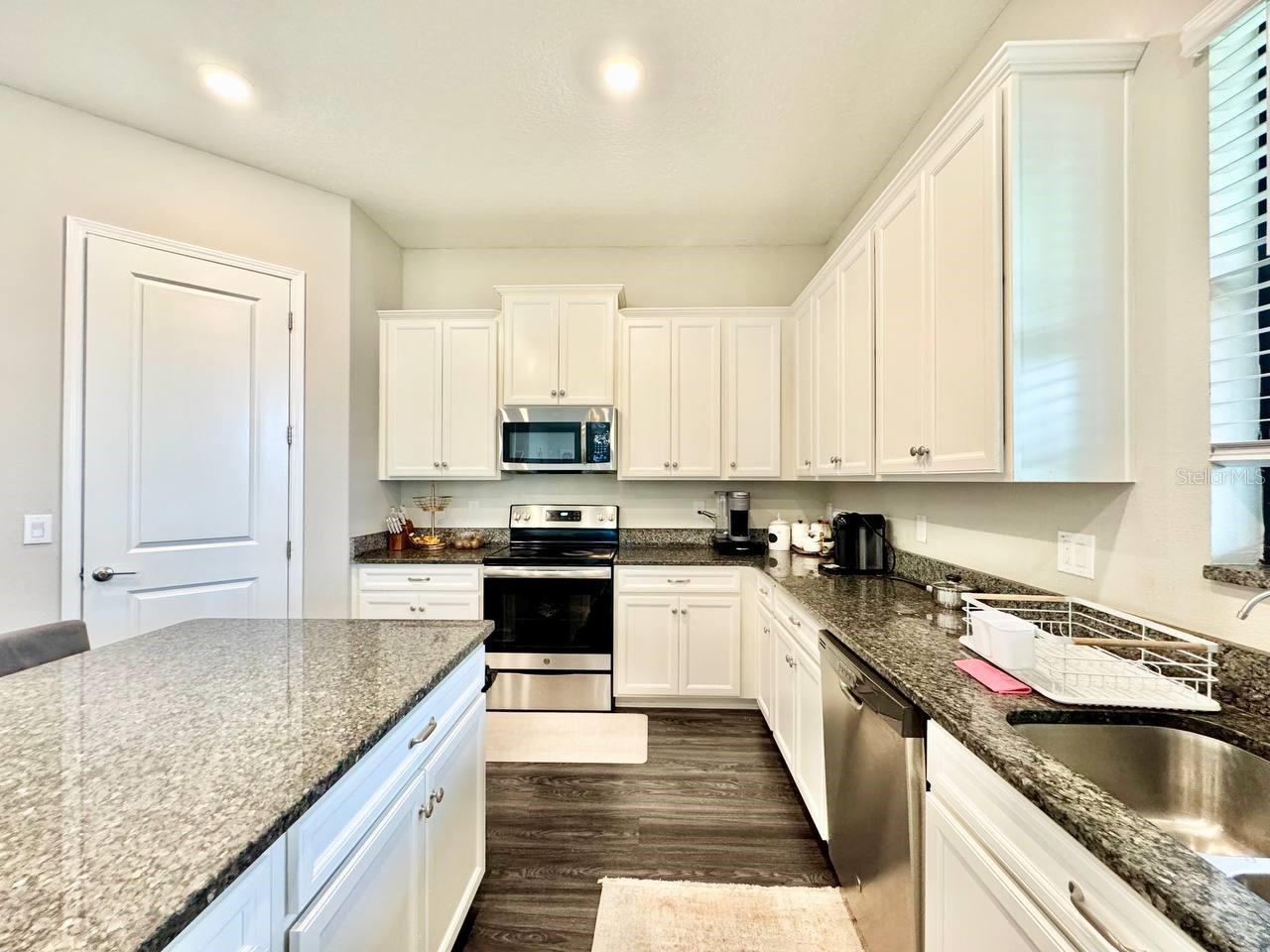 2854 HILLIARD DR, WESLEY CHAPEL, FL, 33543