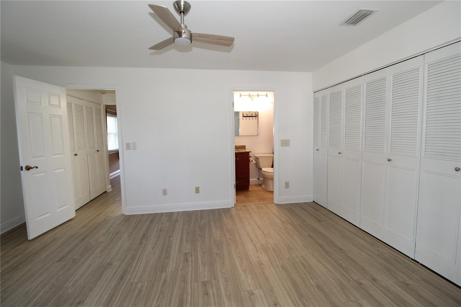 2202 CLUBHOUSE DR #187, SUN CITY CENTER, FL, 33573