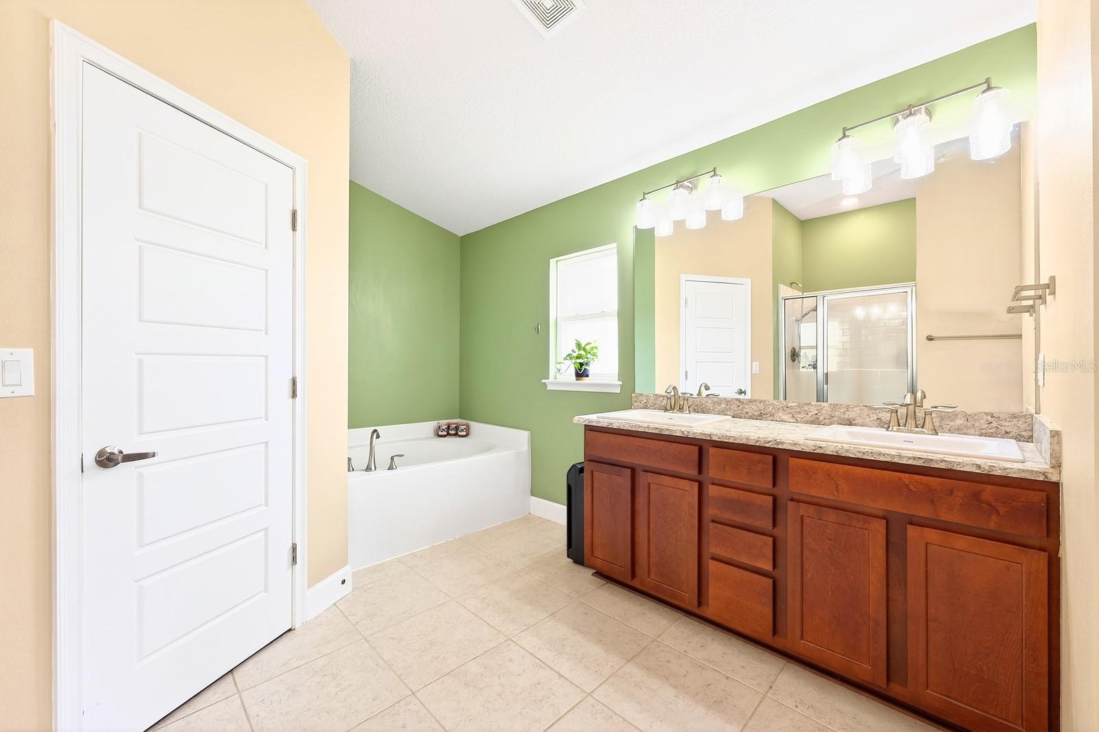 425 KYLAR DR NW, PALM BAY, FL, 32907