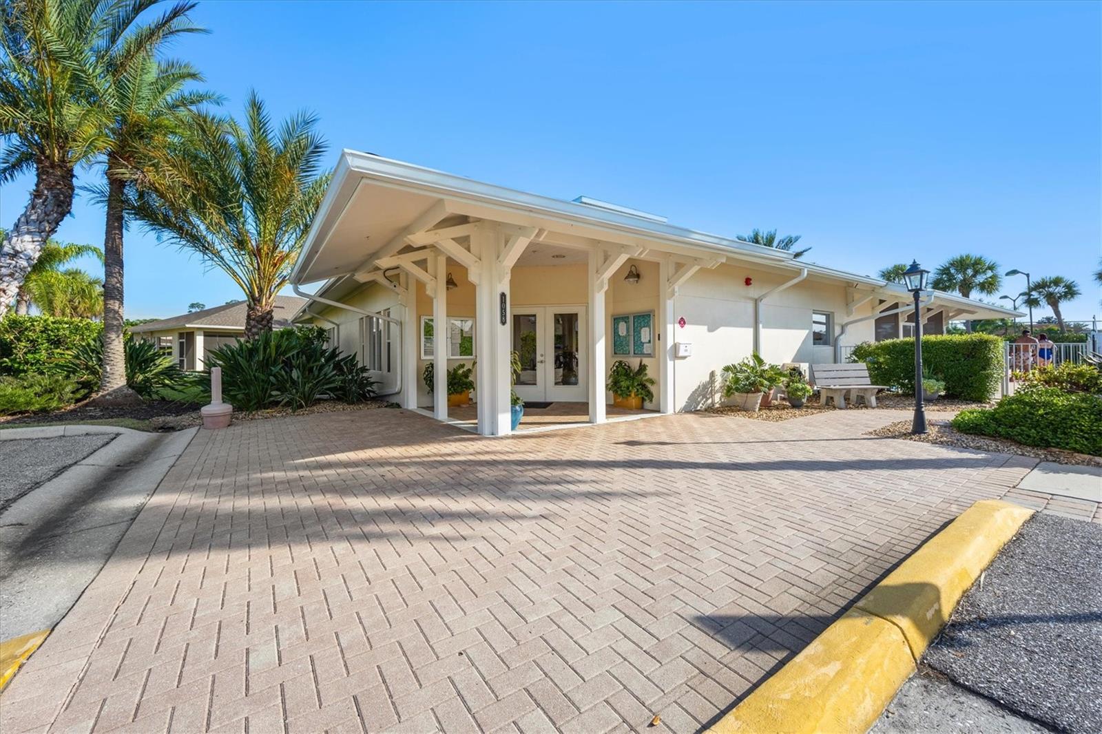 1000 TOPELIS DR, ENGLEWOOD, FL, 34223