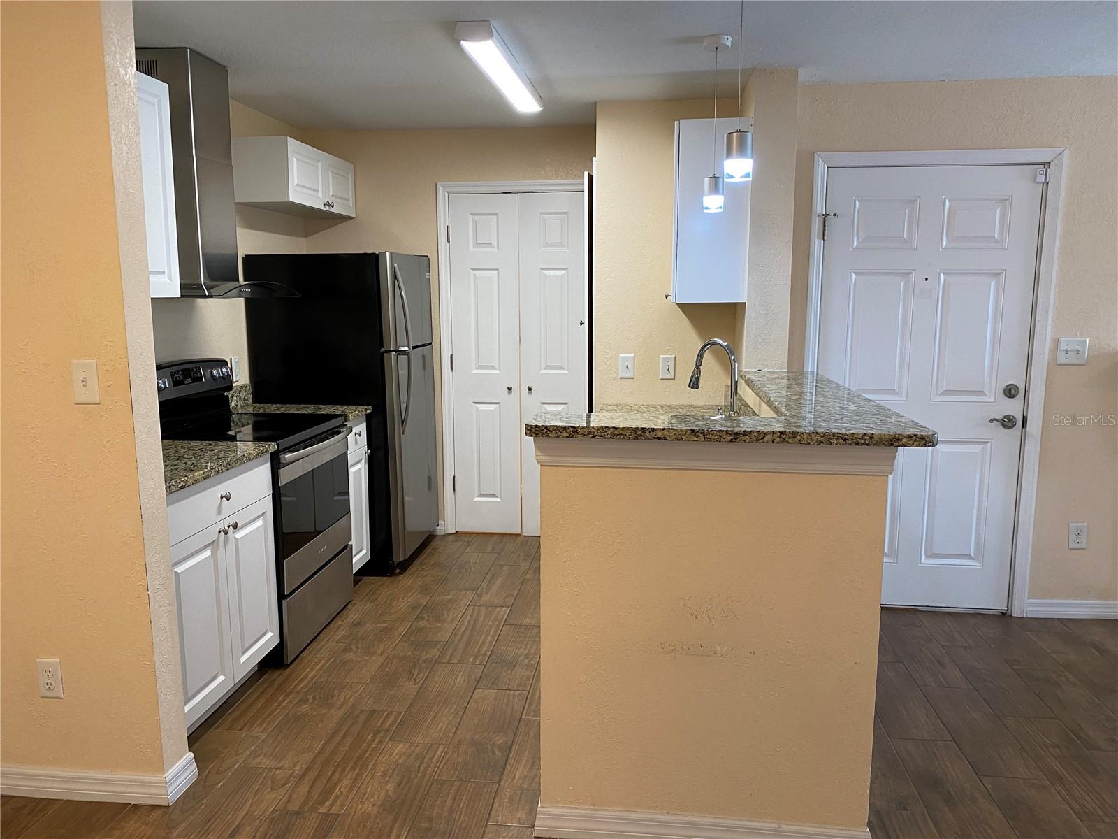 5600 DEVONBRIAR WAY #206, ORLANDO, FL, 32822