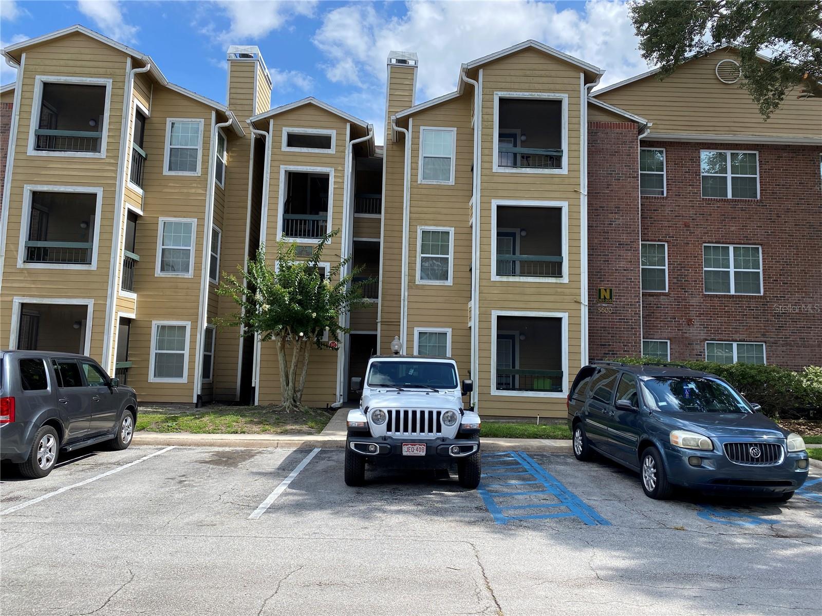 5600 DEVONBRIAR WAY #206, ORLANDO, FL, 32822
