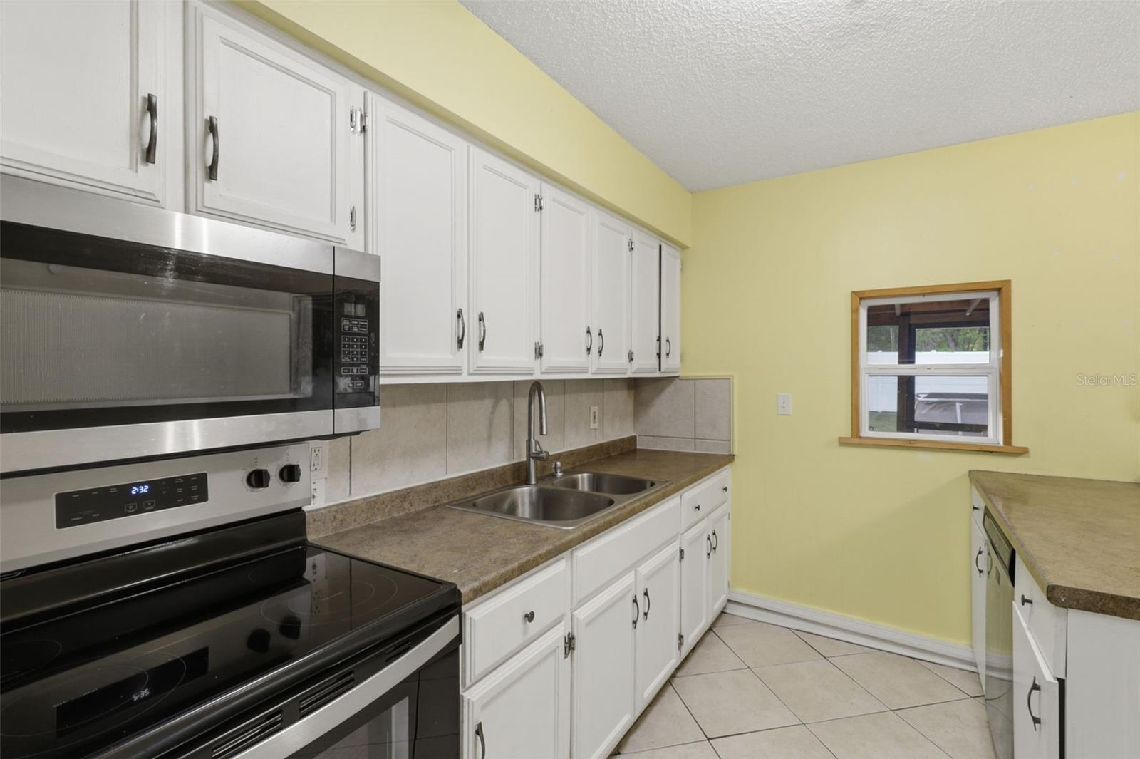 6740 W VAN BUREN DR, HOMOSASSA, FL, 34448