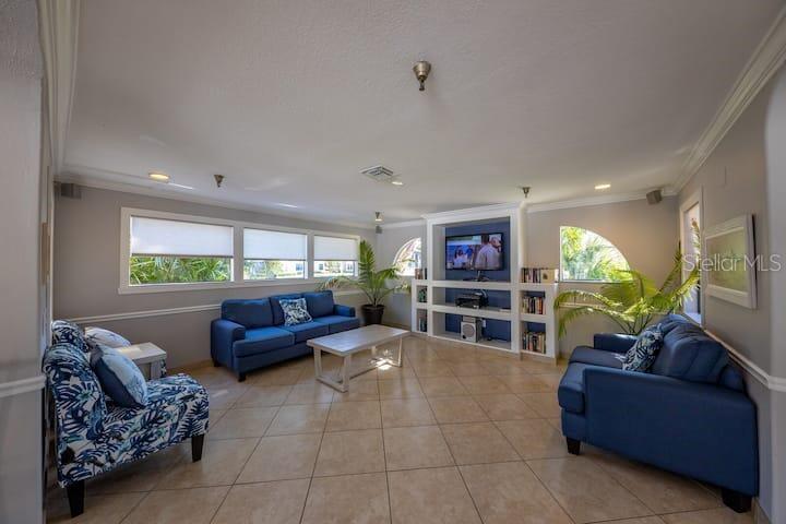4401 46TH AVE W #102, BRADENTON, FL, 34210