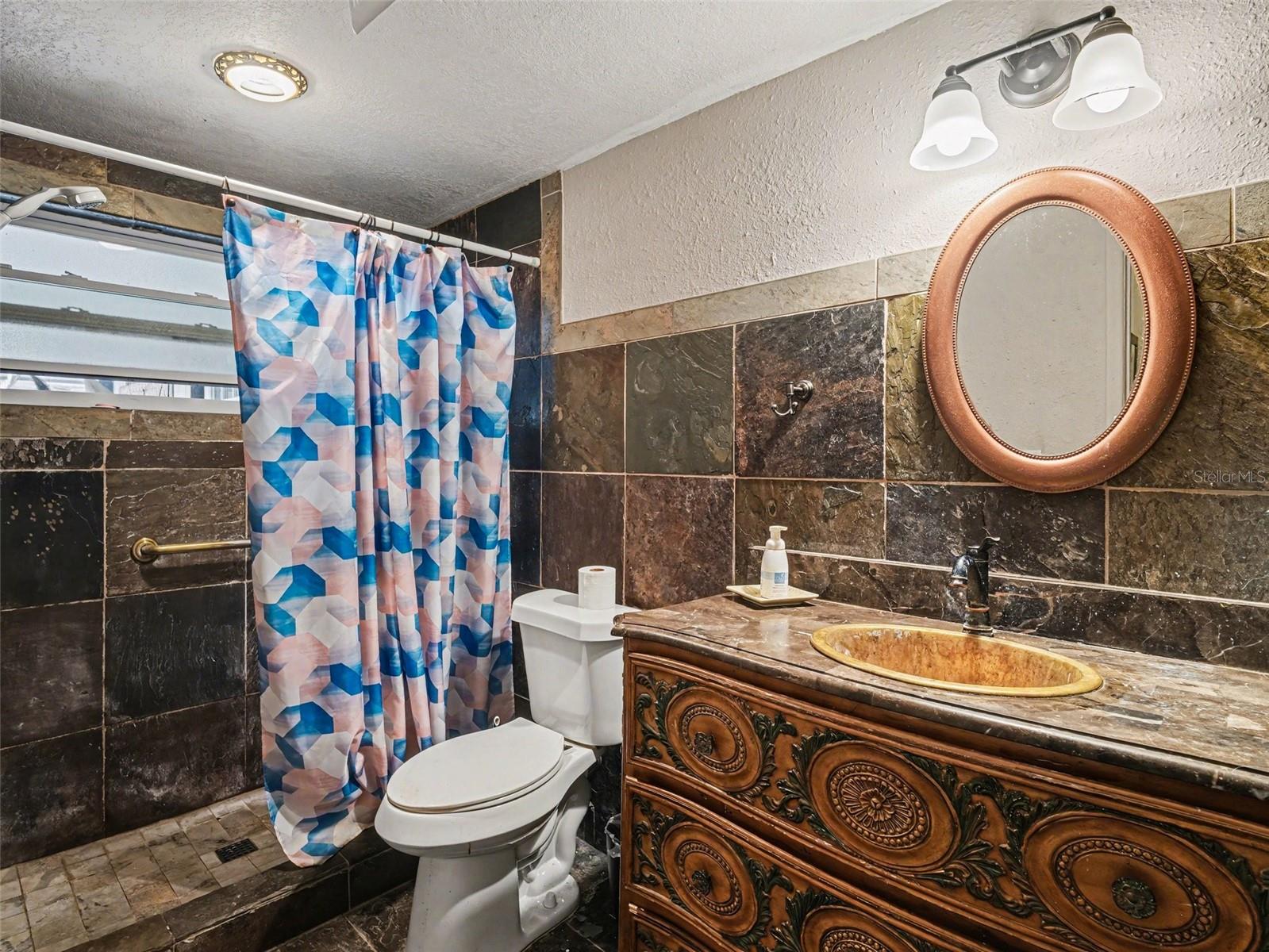 5301 ANGELES AVE, SARASOTA, FL, 34235