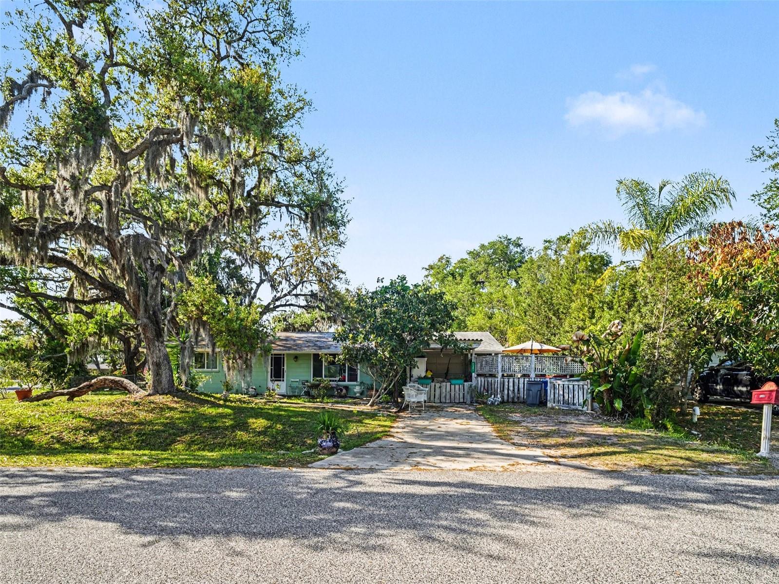 5301 ANGELES AVE, SARASOTA, FL, 34235