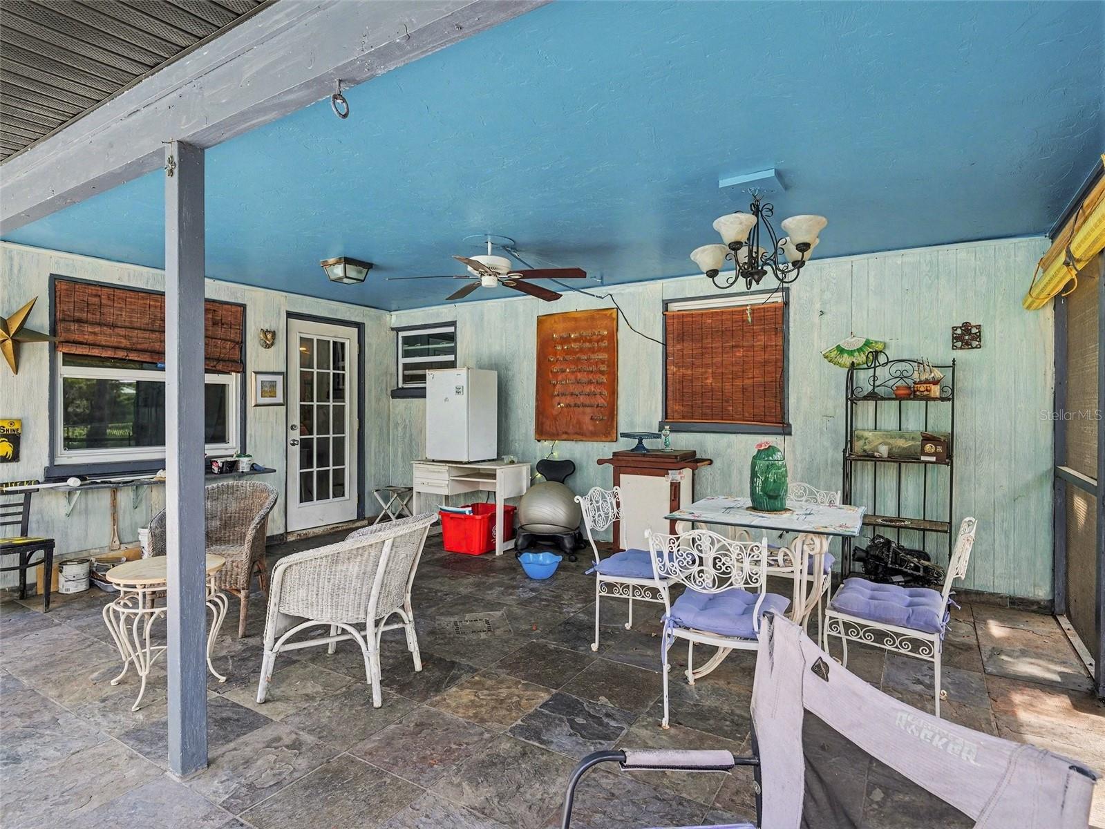 5301 ANGELES AVE, SARASOTA, FL, 34235