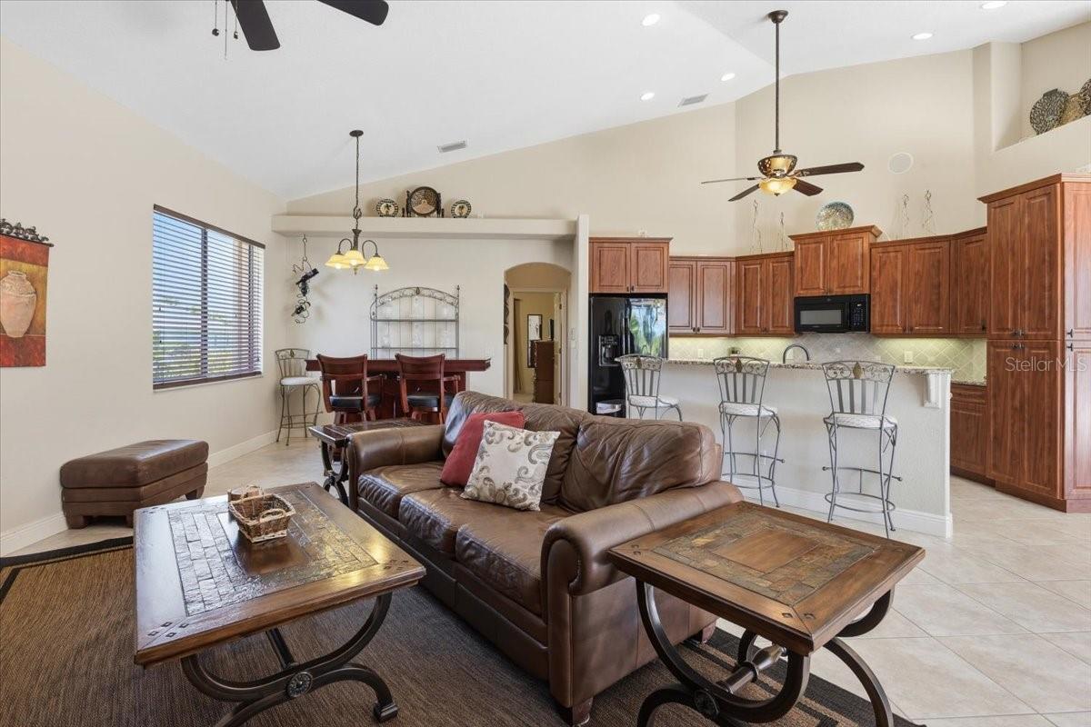 19 MEDALIST WAY, ROTONDA WEST, FL, 33947