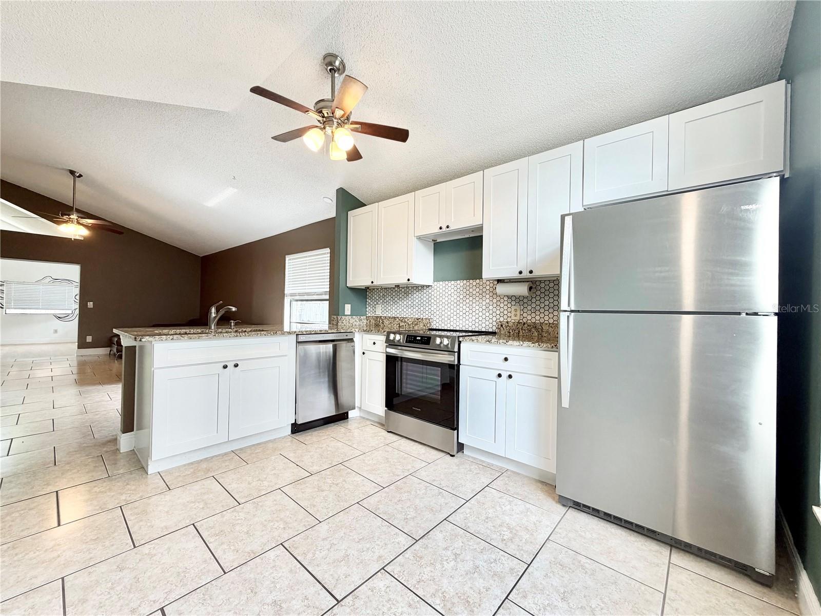 10227 COMFORT CIR, ORLANDO, FL, 32825