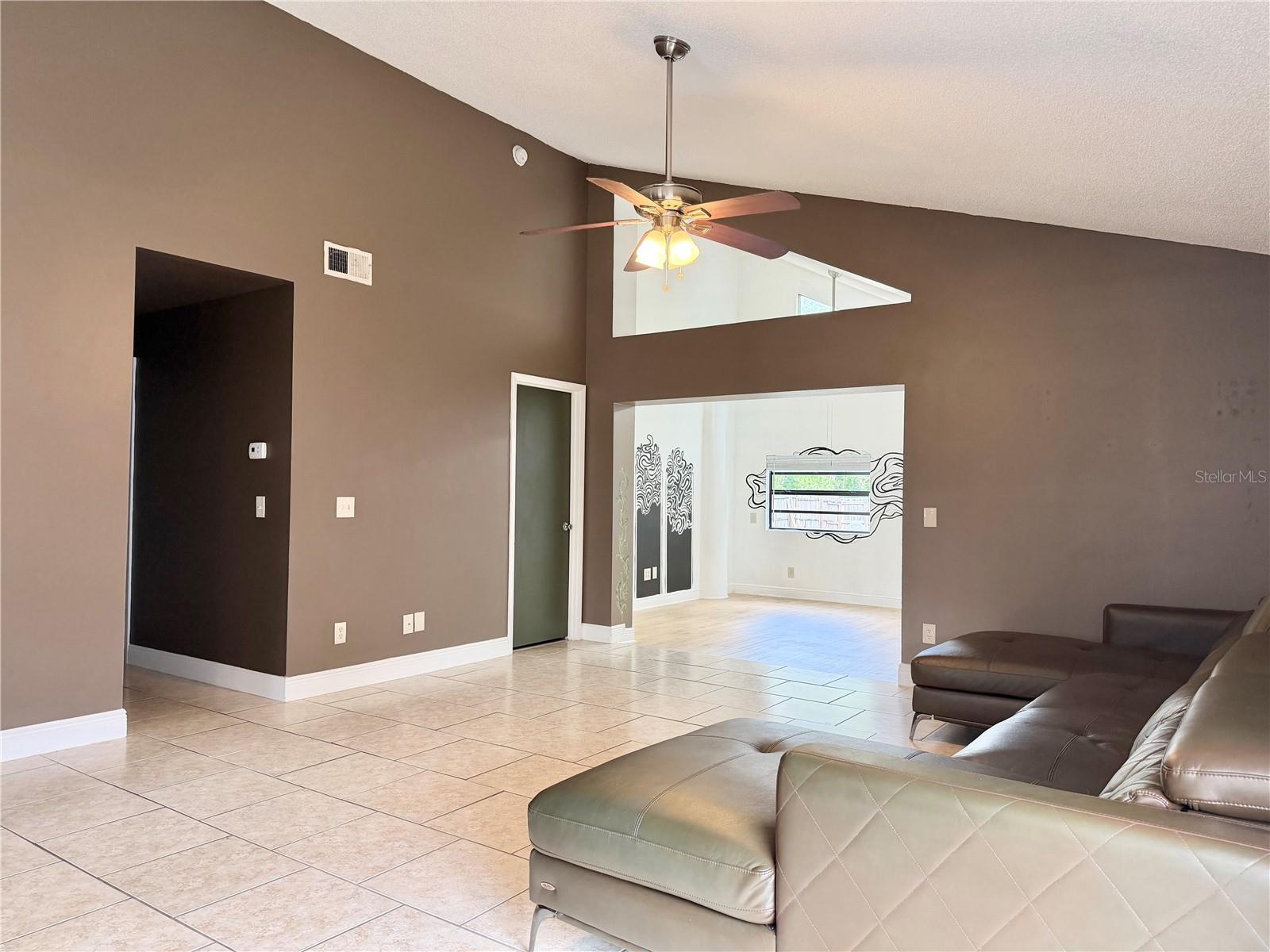 10227 COMFORT CIR, ORLANDO, FL, 32825