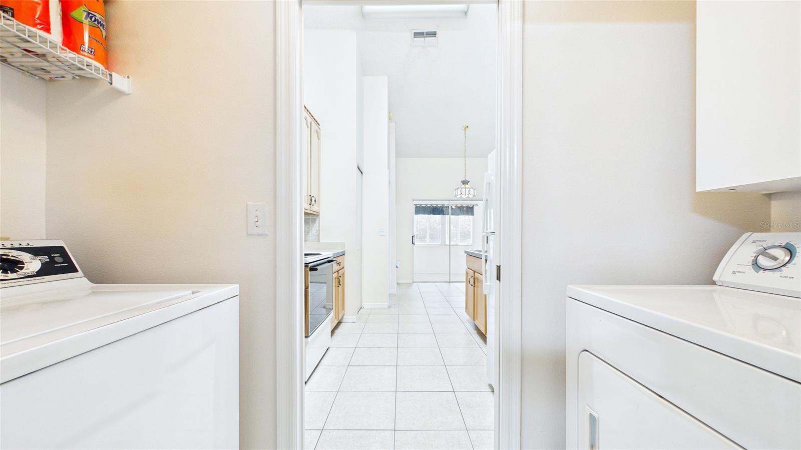2013 W DEL WEBB BLVD, SUN CITY CENTER, FL, 33573