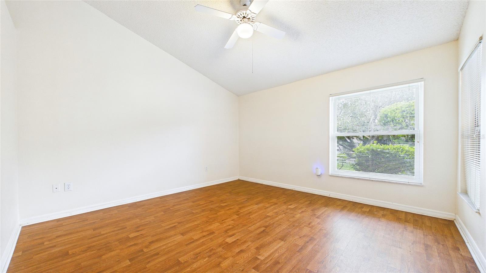 2013 W DEL WEBB BLVD, SUN CITY CENTER, FL, 33573