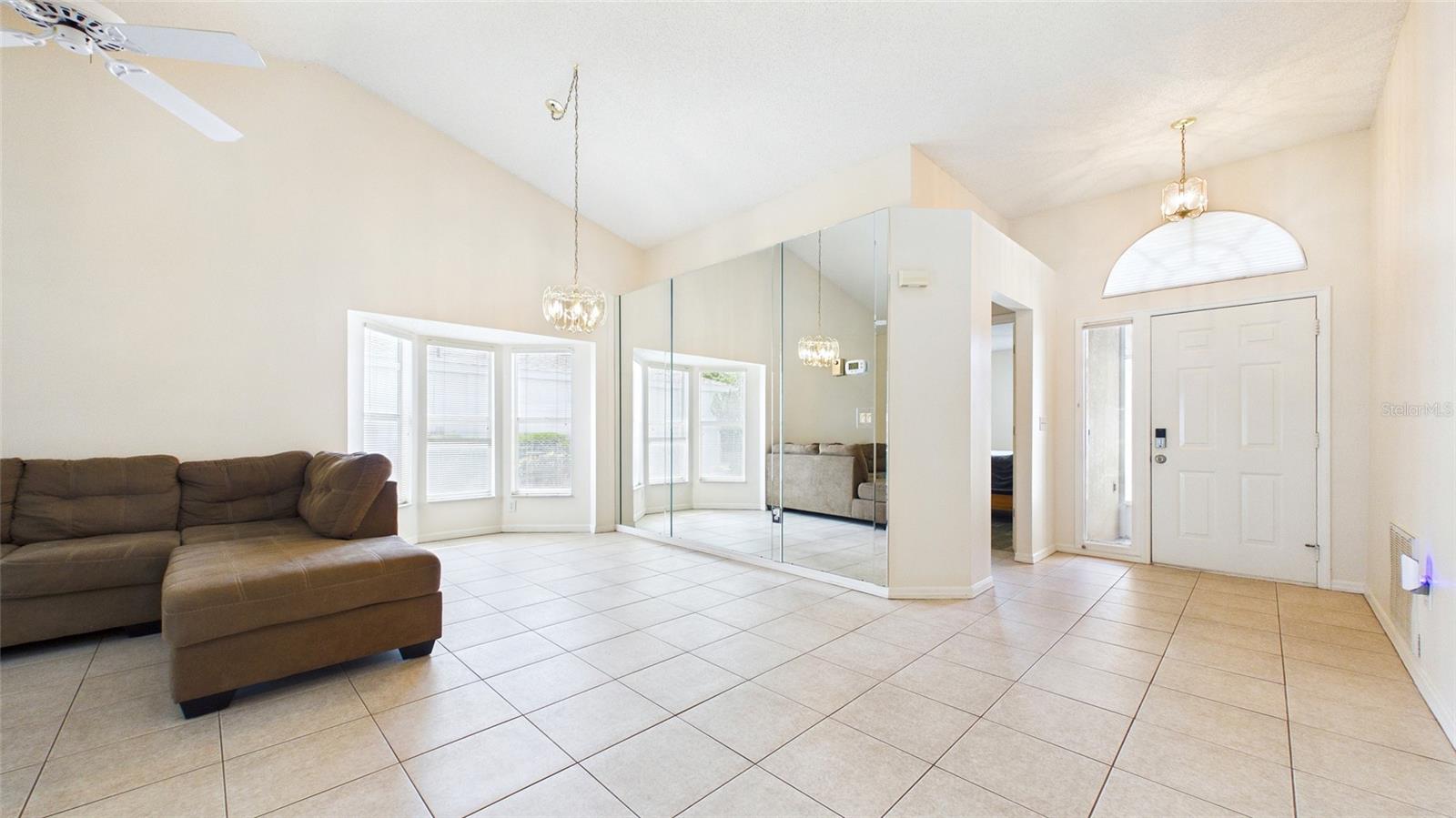 2013 W DEL WEBB BLVD, SUN CITY CENTER, FL, 33573