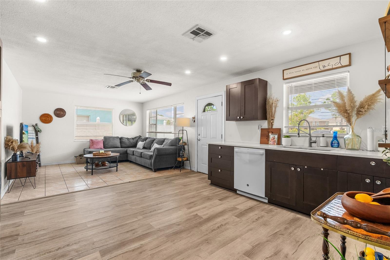 4040 68TH AVE N, PINELLAS PARK, FL, 33781