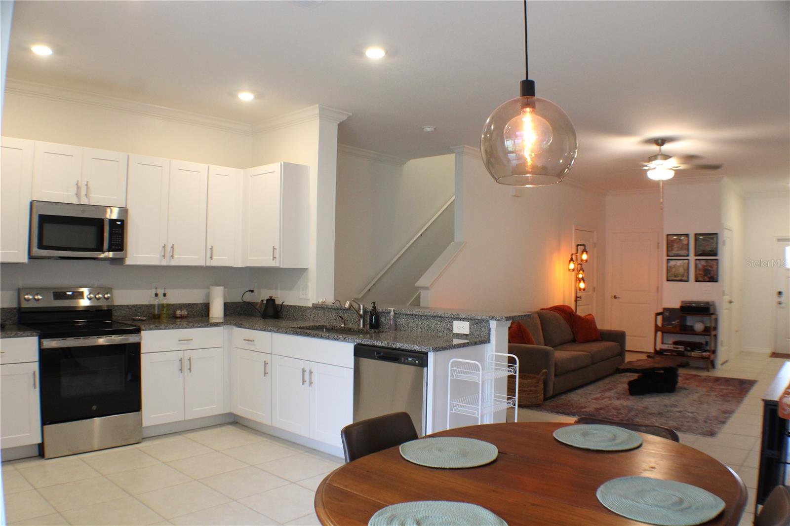 36370 WELL HILL WAY, ZEPHYRHILLS, FL, 33541