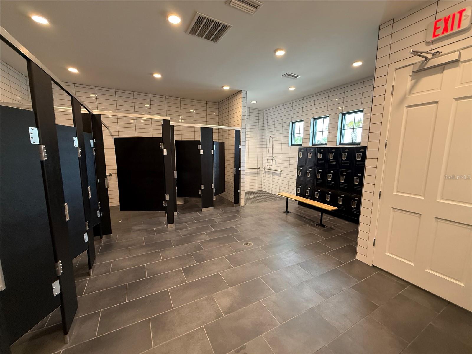 36370 WELL HILL WAY, ZEPHYRHILLS, FL, 33541