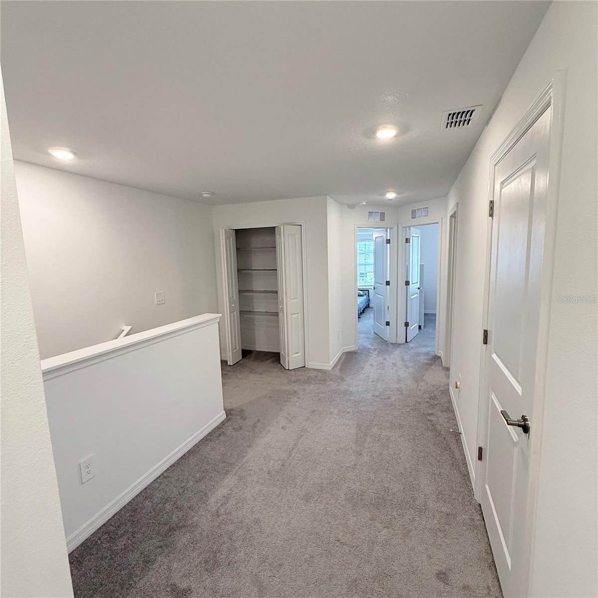 36370 WELL HILL WAY, ZEPHYRHILLS, FL, 33541